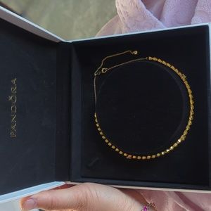 Limited edition Pandora Shine Honeybee Choker necklace